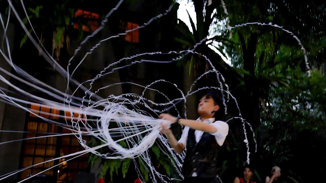 台灣街頭藝人潘兆其Keyro，超強近景魔術，TMA國際大賽總冠軍Street Artistes, Micromagic Show