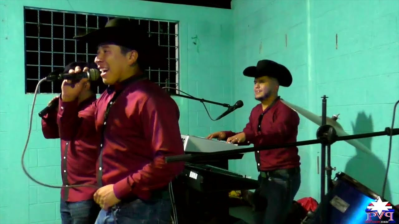 Los Alacranes De Parras En Pueblo Viejo Santa Rosa Evento Completo
