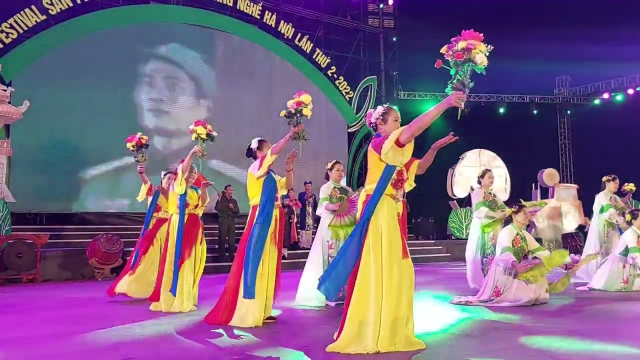 Bác về ngày hội non sông tốp múa Phú Xuyên 2022
