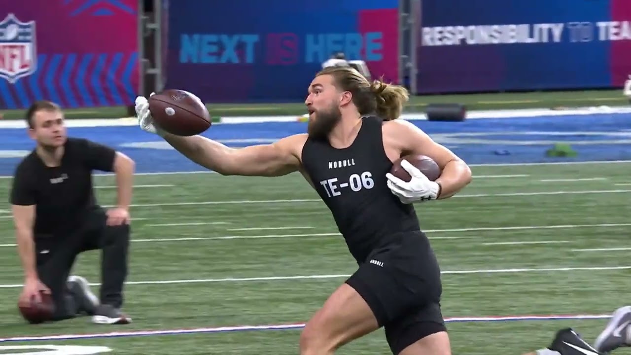 NFL Never seen this one before     Colorado State TE Dallin Holker caught a one hander with a ball i