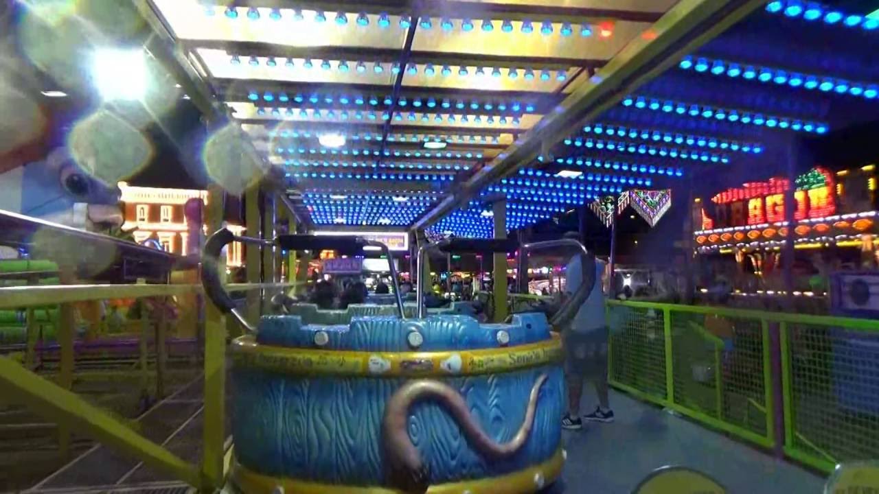 Raton Vacilon (Montaña Rusa) Bañuls S.L POV OnRide GoPro Feria de San Juan de Badajoz 2 016