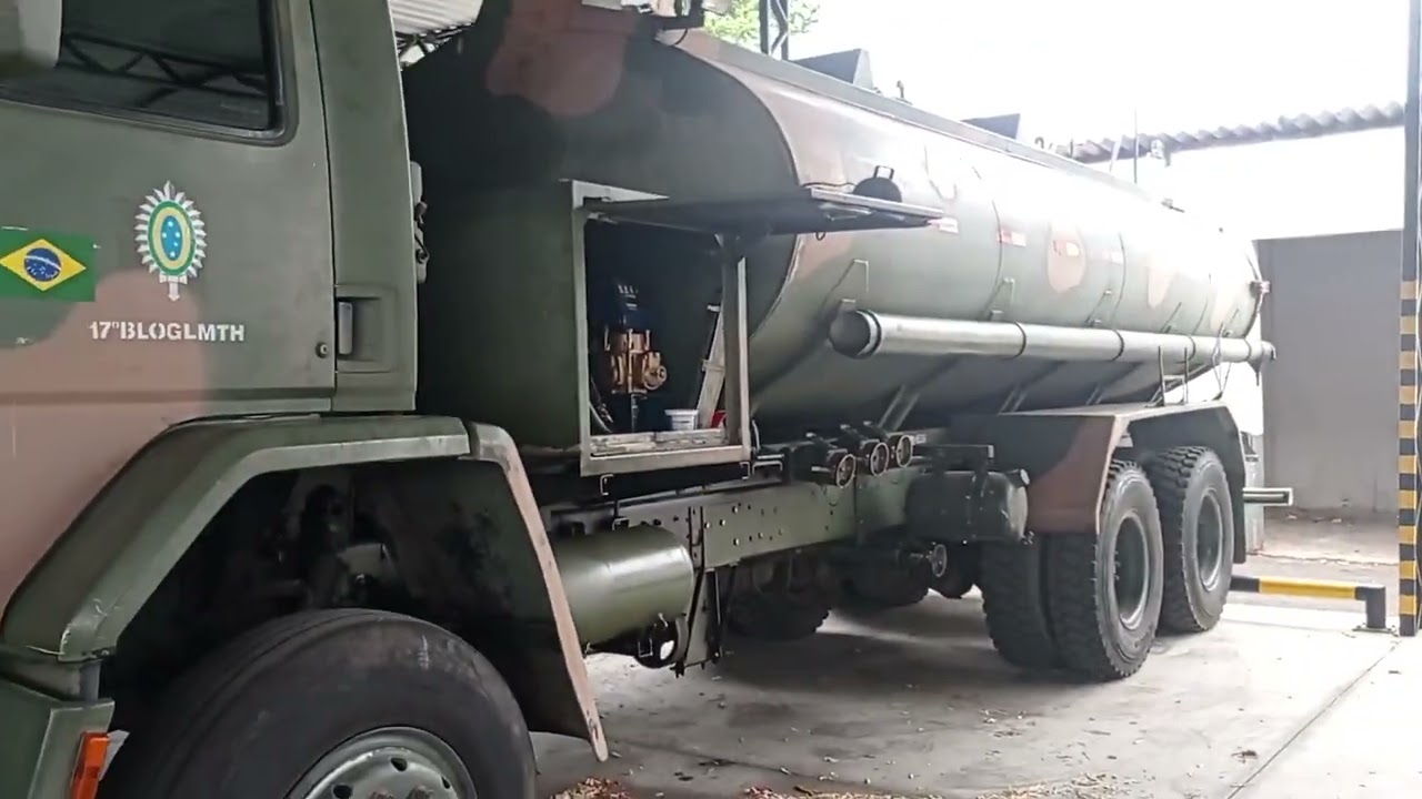Reforma completa de cisterna, que nada mais é que um tanque de combustível. #exercitobrasileiro