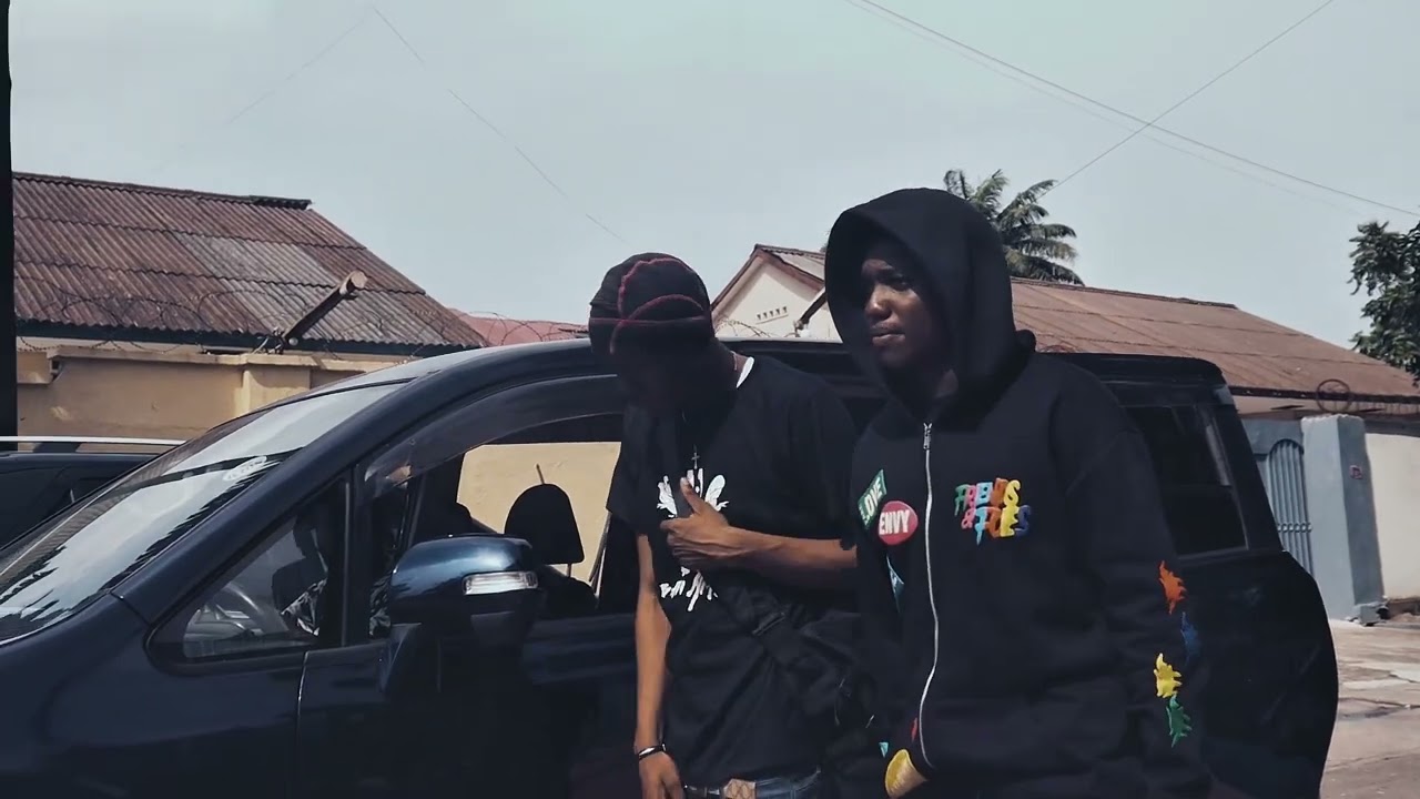 Owen feat kodak blue_ GENKY (Clip officiel) 