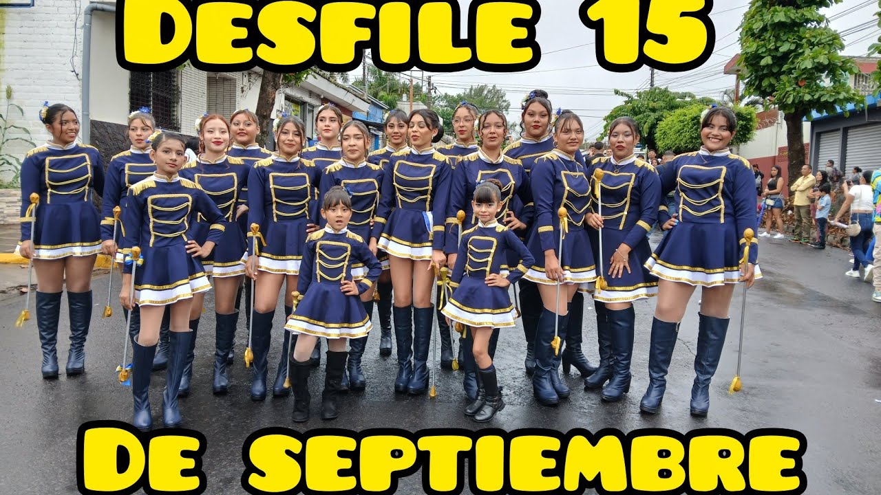 LO MEJOR DEL DESFILE SANTA ANA 🇸🇻