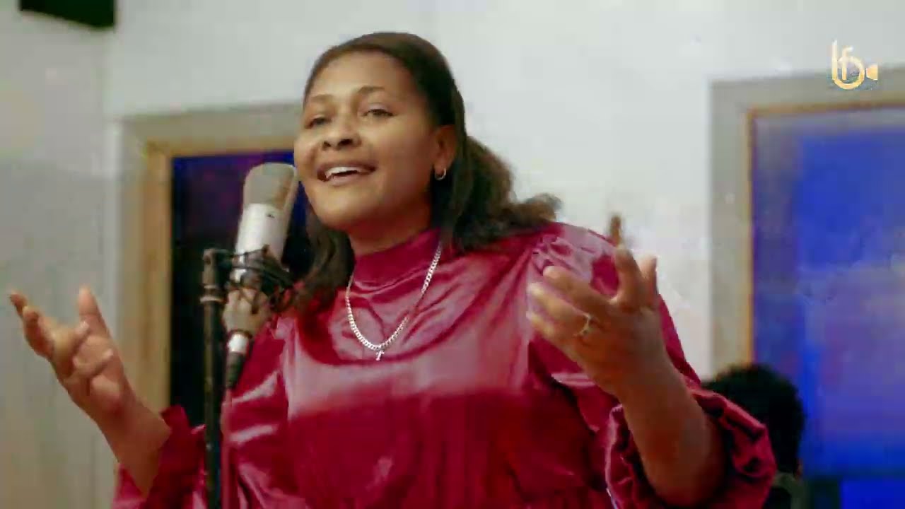 Tadelech Daniel dinu sewitu😘 Ethiopian gospel song🎶