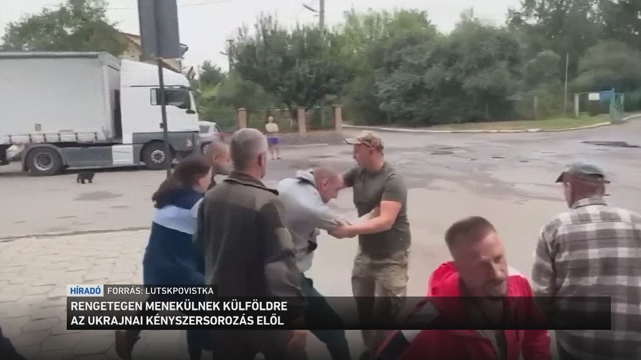 Rengetegen  menekülnek külföldre az ukrajnai kényszersorozás elől
