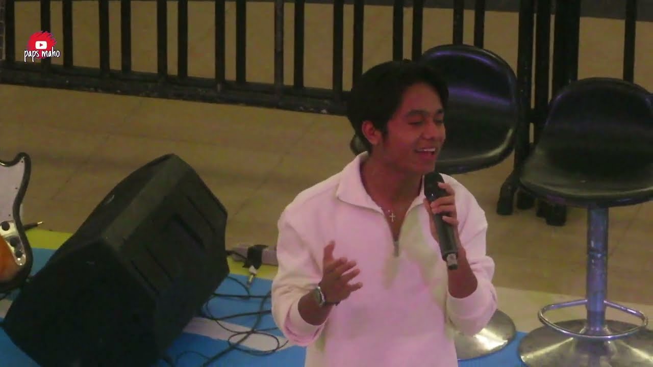 Inikah cinta - Betrand putra onsu live at Mall Ciputra Cibubur 