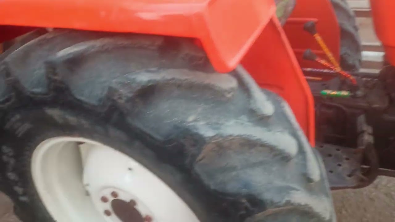 5 tractors avilable