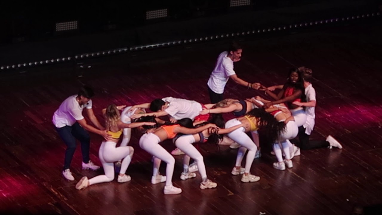 Now United - (Crazy Stupid Silly Love) - São Paulo - 20/11/2019