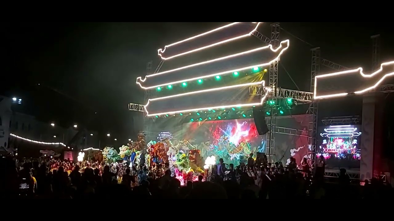 Dragon Dance in Chinese Cultral Show