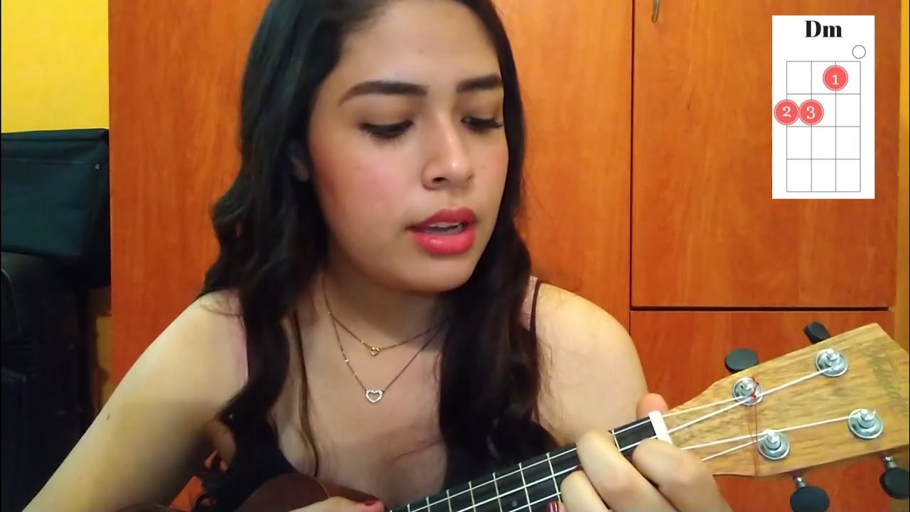 Vuélveme  A Mirar AsÍ - Karol Sevilla Tutorial Ukulele