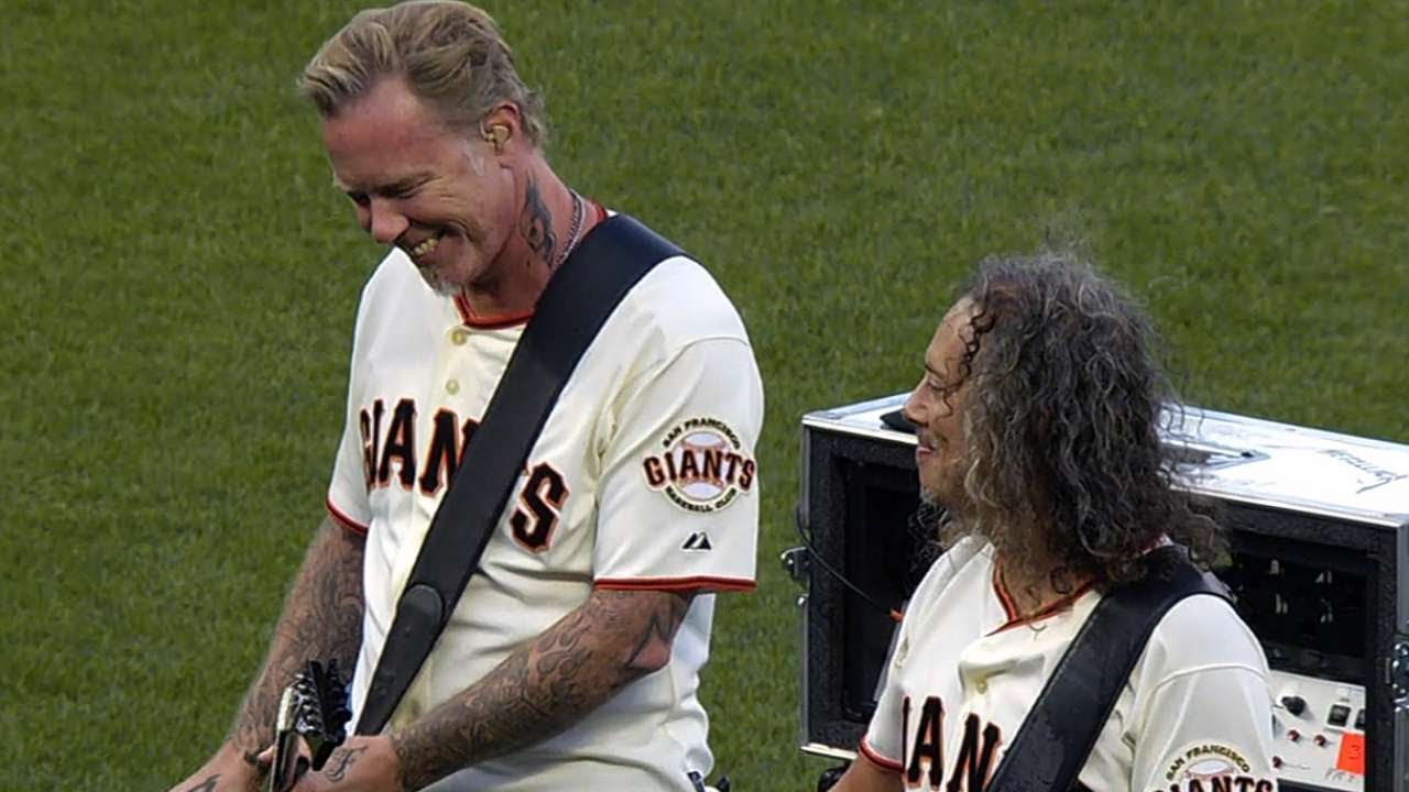Metallica performs 