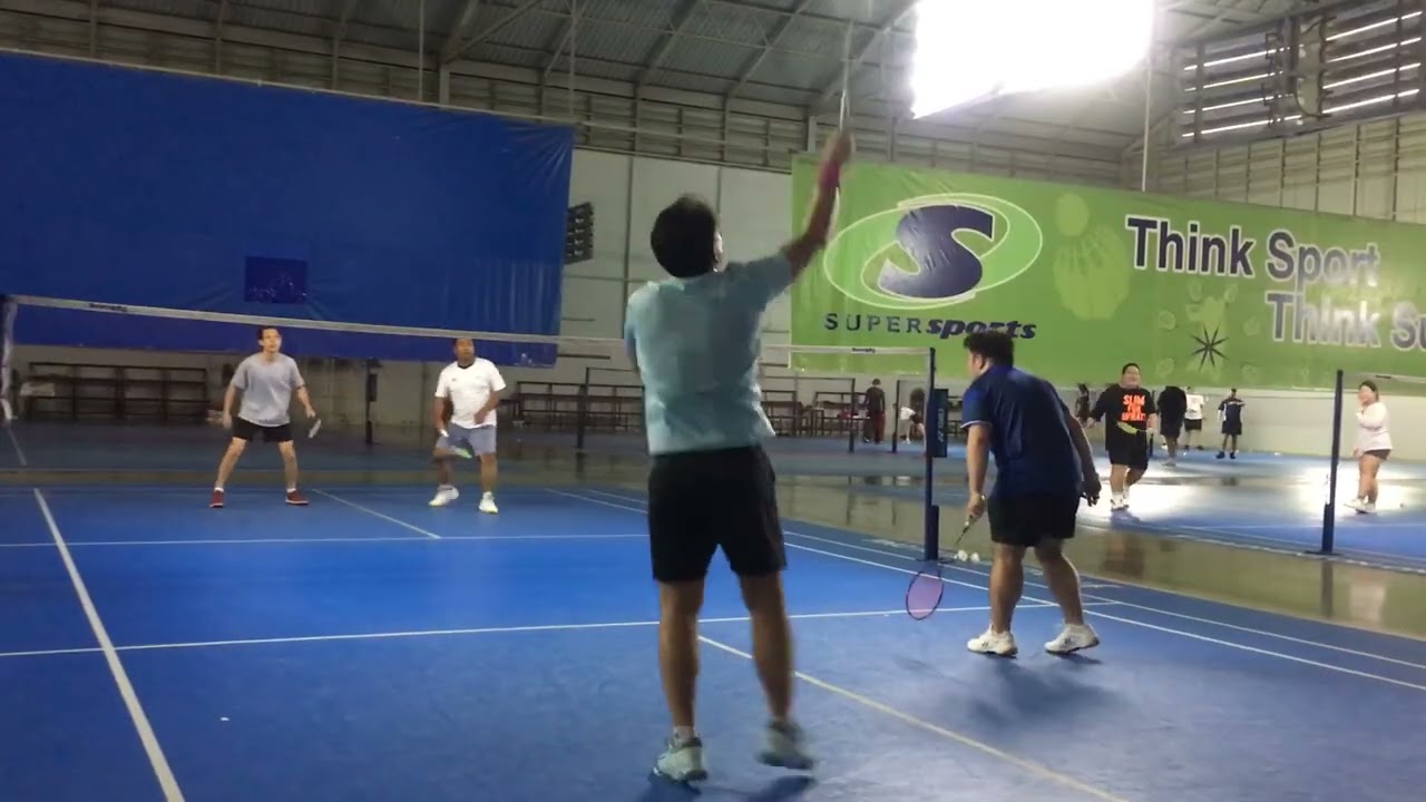 เฟิร๋ส + อิน // ชาย + พจ #badminton #กุ๊งกิ๊งชวนตีแบด #bad 