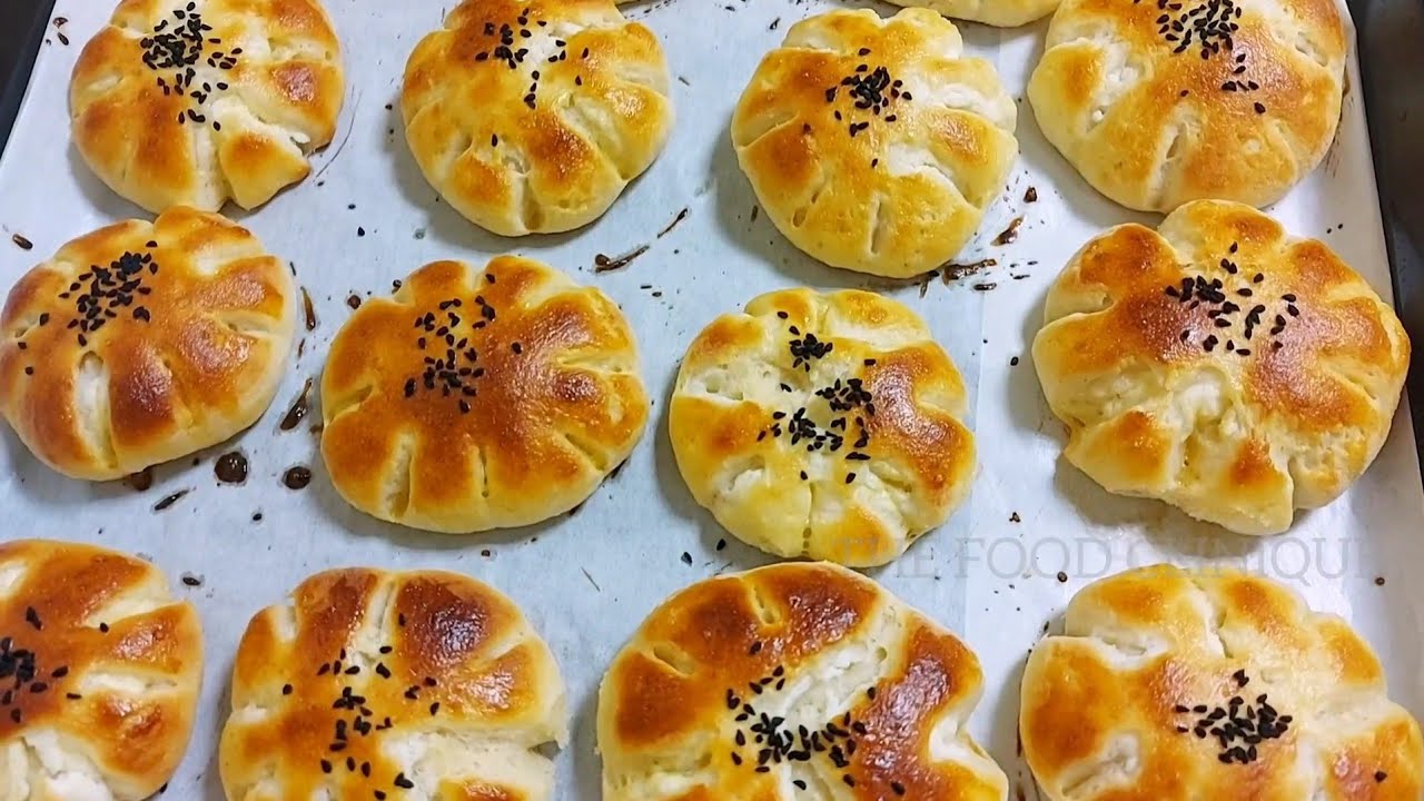 How to make Flower Pies #food #yummy #baking #bread #pie #iftar