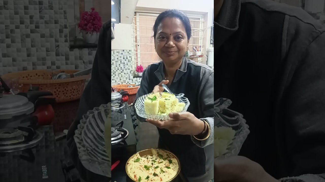 Moong Daal Nasta. रोज़ रोज़ एक ही नाश्ता खा कर बोर हो गए तो एक बार इस हाई प्रोटीन नाश्ता को बनाएं 