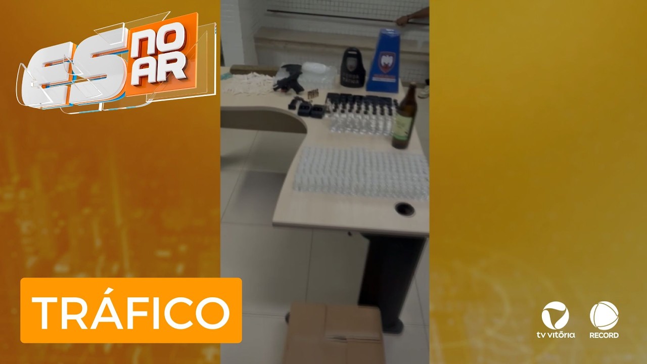 PM apreende loló escondido em garrafas de cachaça e arma em Cariacica.