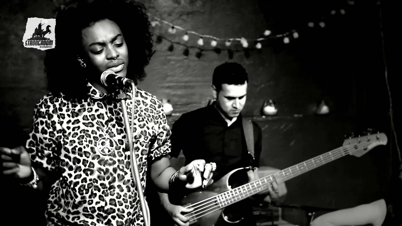 Whitechapel Dreams - Ruby Blu, Strongroom Sessions