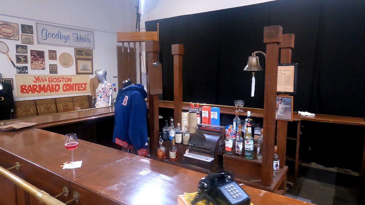Legendary &lsquo;Cheers&rsquo; Bar Goes Up for Auction