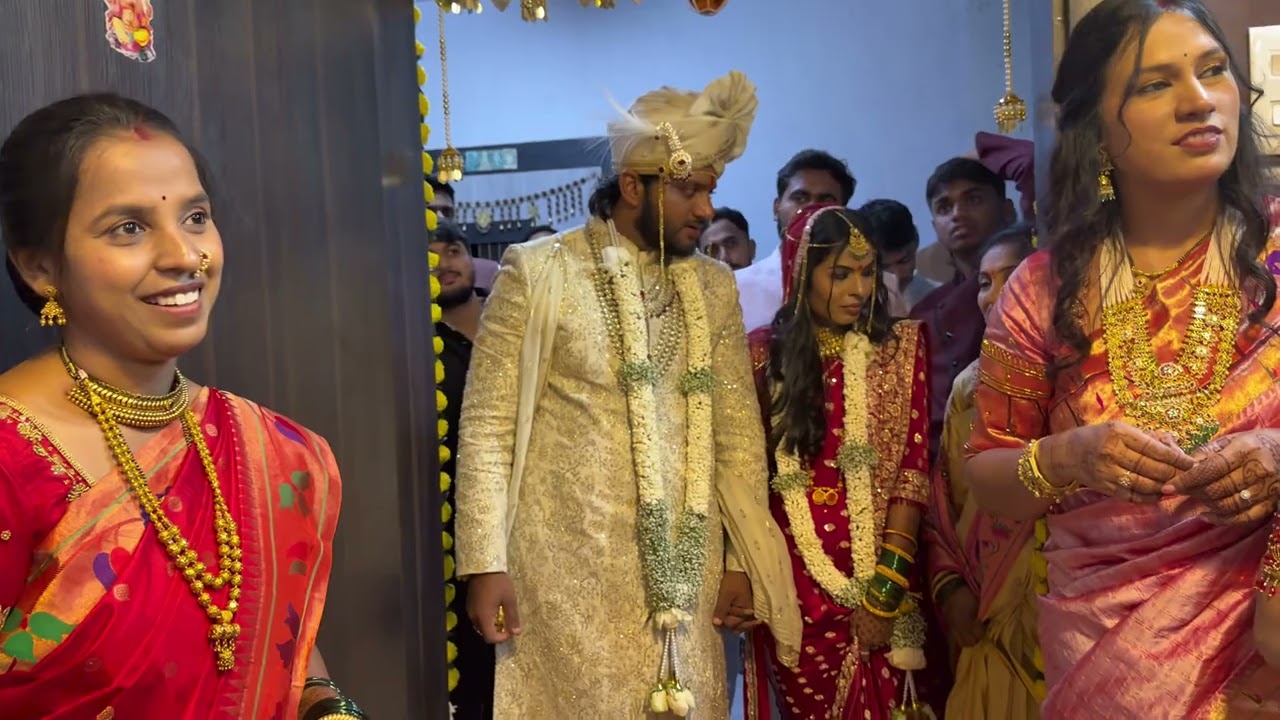 ऋतुचा तिच्या सासरी गृहप्रवेश ♥️😍 | Rushi Kanekar | #rushikanekar #wedding #sister #family