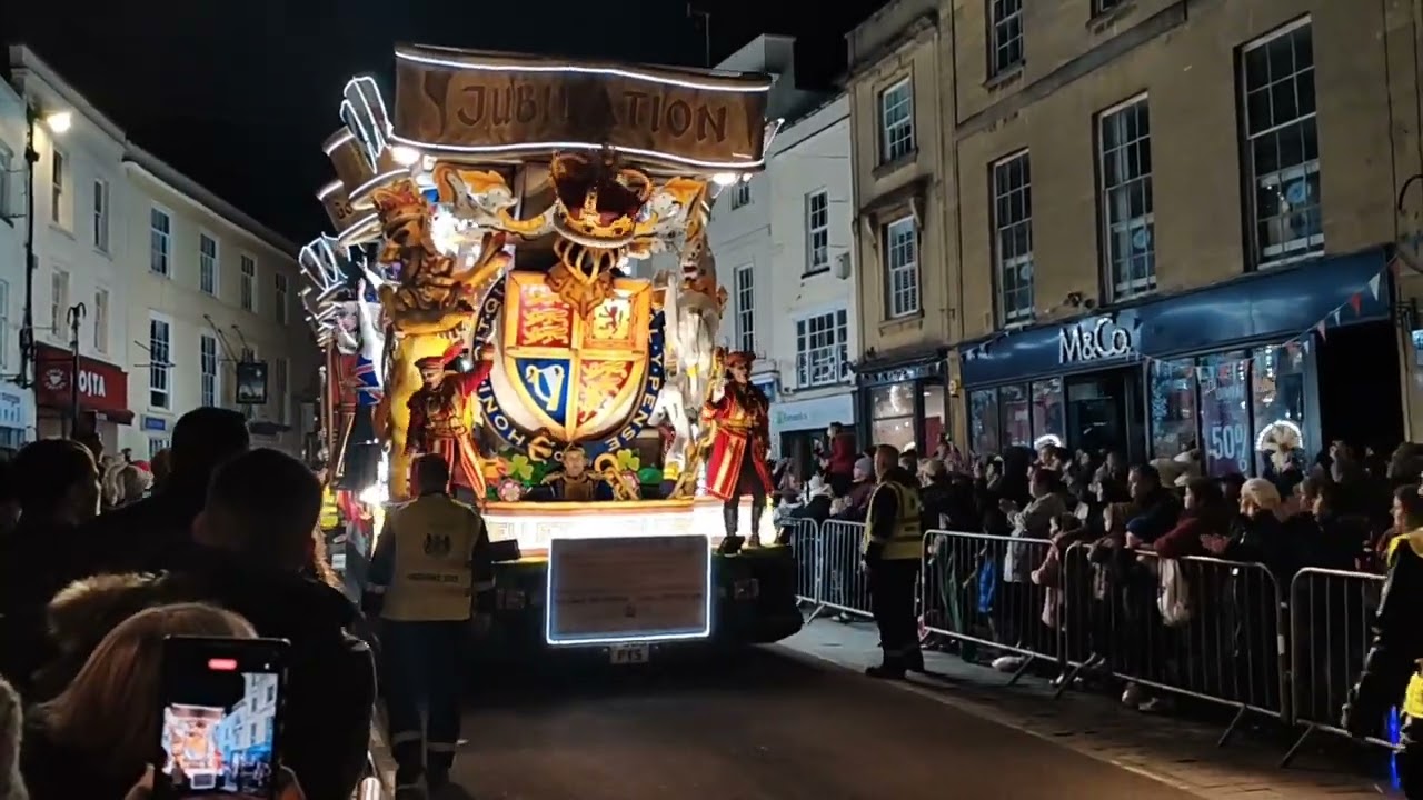 jubilee Pageant Carnival Cart at Wells Carnival 22 (Griffens Carnival club)