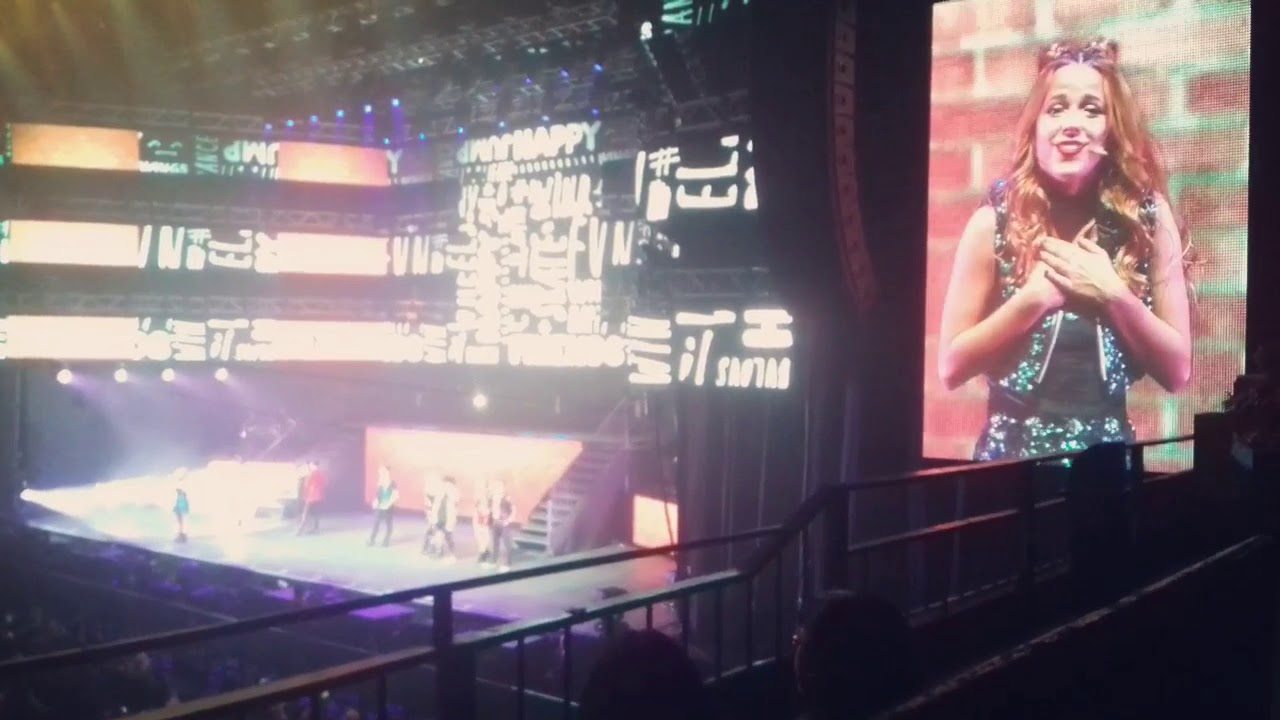 SOY LUNA EN VIVO - SHOW DOMINGO 17.06.2017 - LLORÉ MUCHO! FEAT BRENO OROZ Y ERIKA MENDES