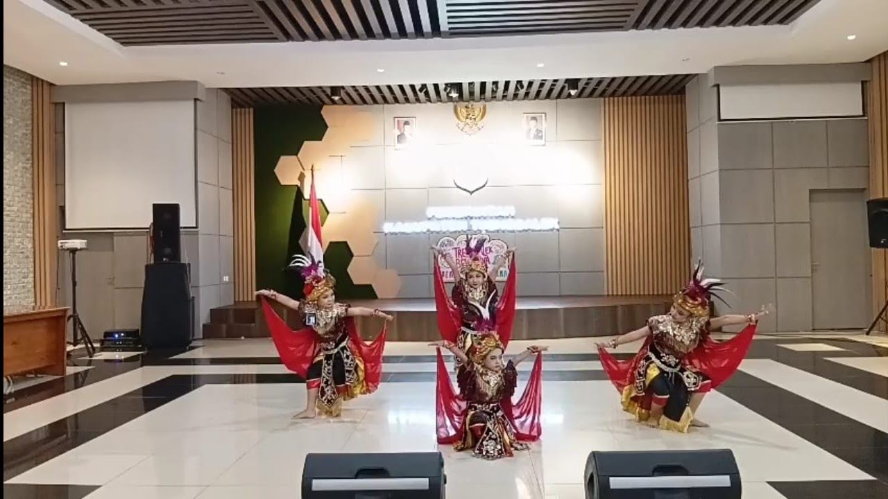 Tari Blibis Seta | TRENGGALEK BERKARYA KREASI PENUH WARNA |#trenggalek #tari #karangturi #munjungan