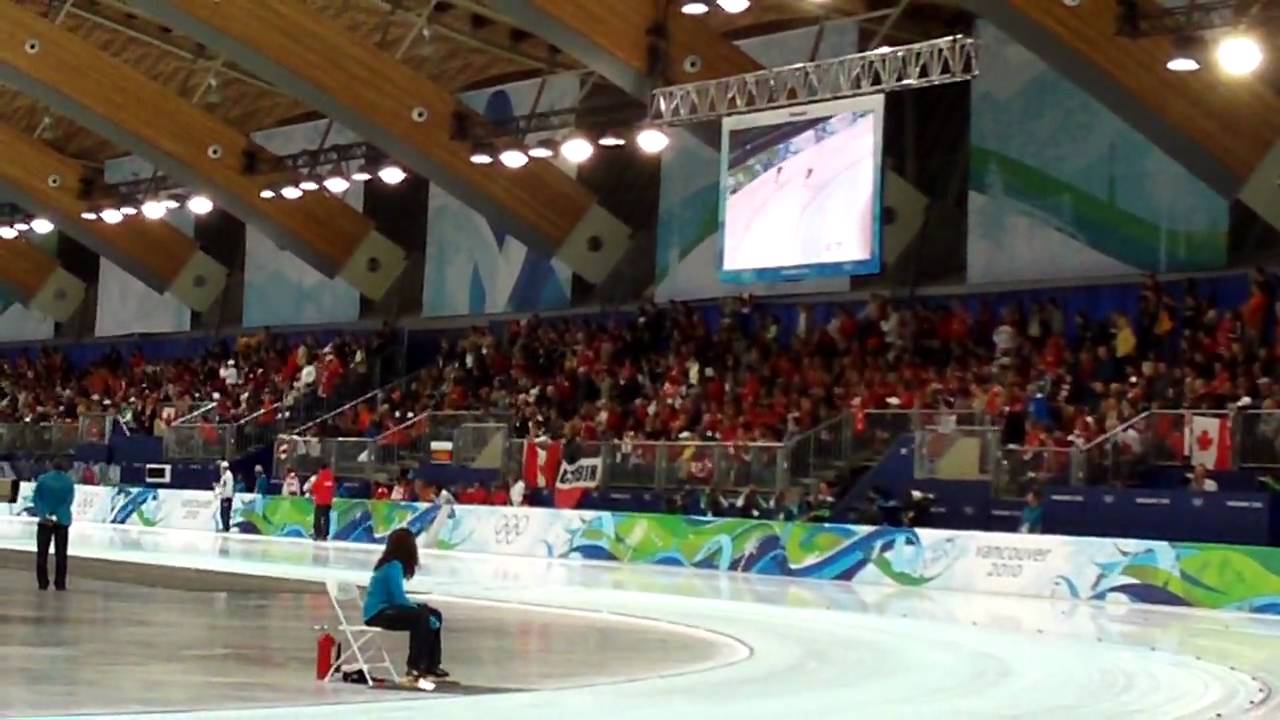 Women's Speed Skating - 3000 m - View from Ice Level - Feb. 14, 2010