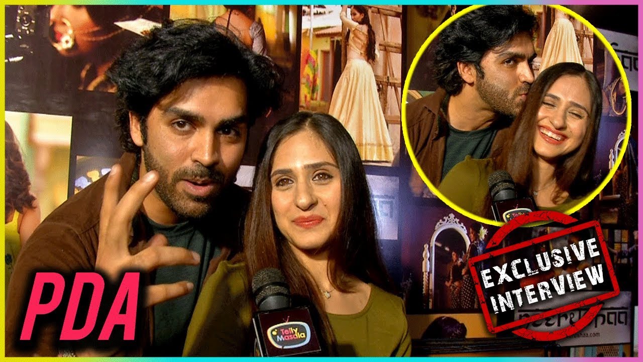 Mayank Gandhi And Hunar Hali KISS On Red Carpet - Exclusive | Brand Launch Of Neerusha Clothing