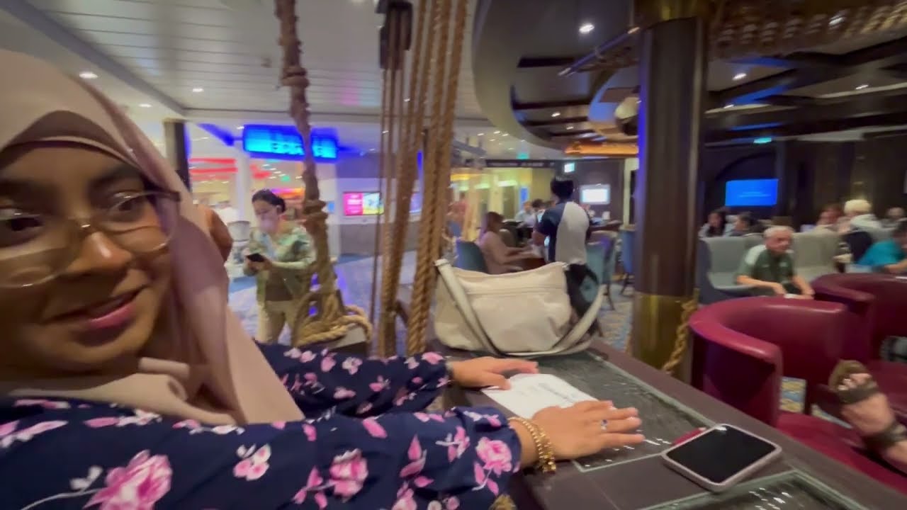 Hong Kong, China 🇨🇳 - Day 13 (Disney Trivia, Reached Hong Kong, Plaza Hollywood & Halal Food!)