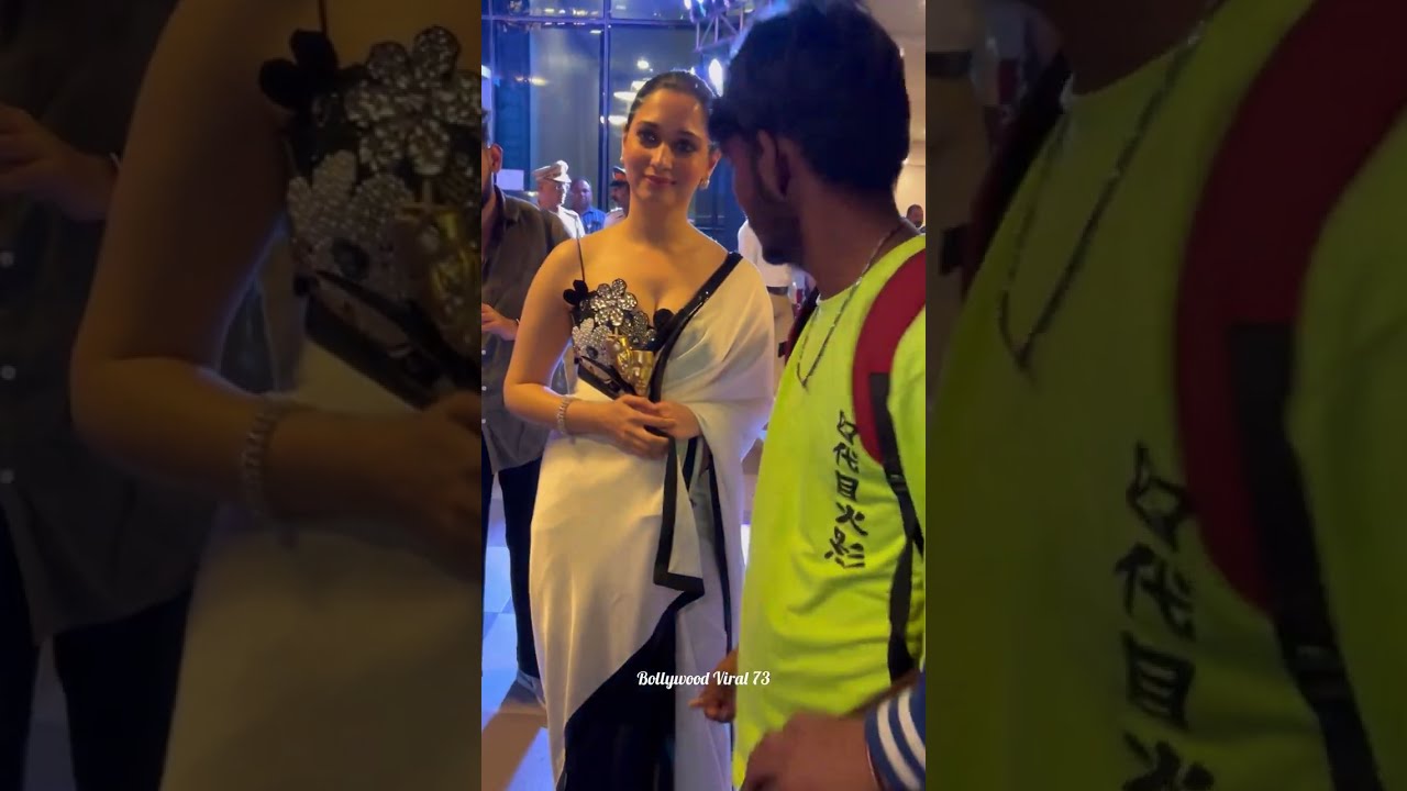 Exclusive Video Tamannah Bhatia Leave For Marathi Award Nights in Mumbai ❤️❤️