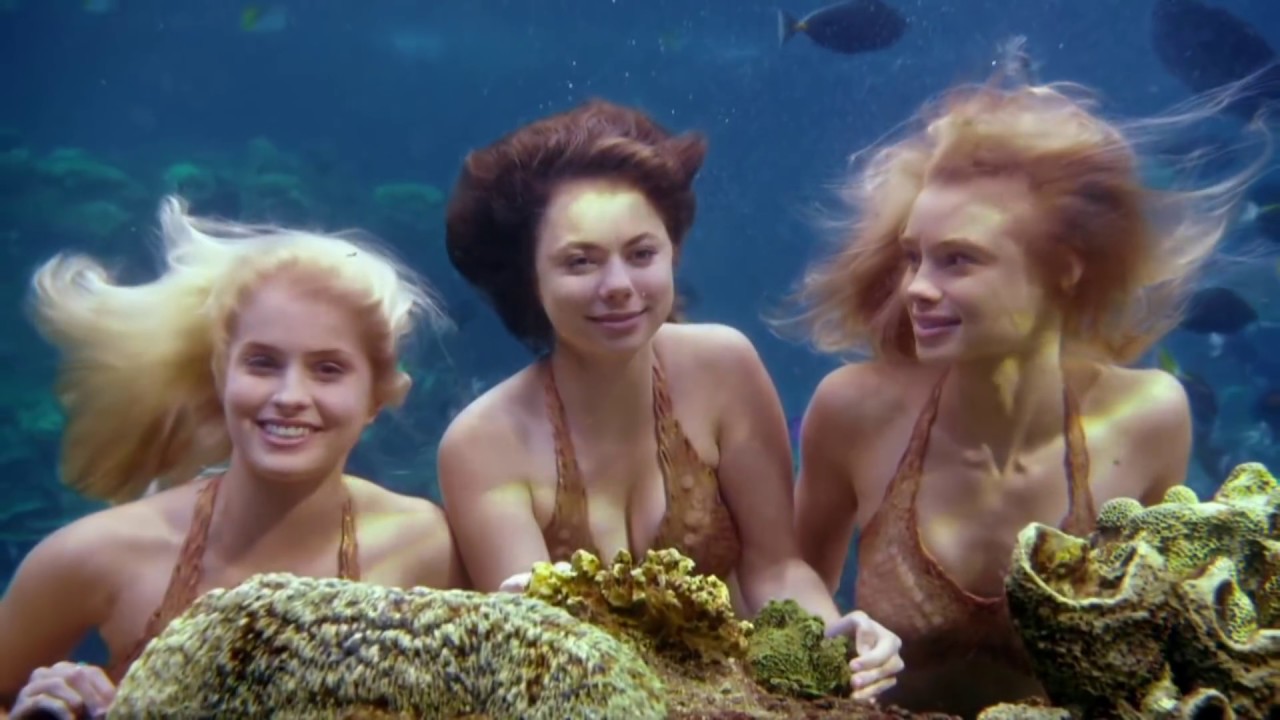 Mako Mermaids Season 1 ( No Ordinary Girl )