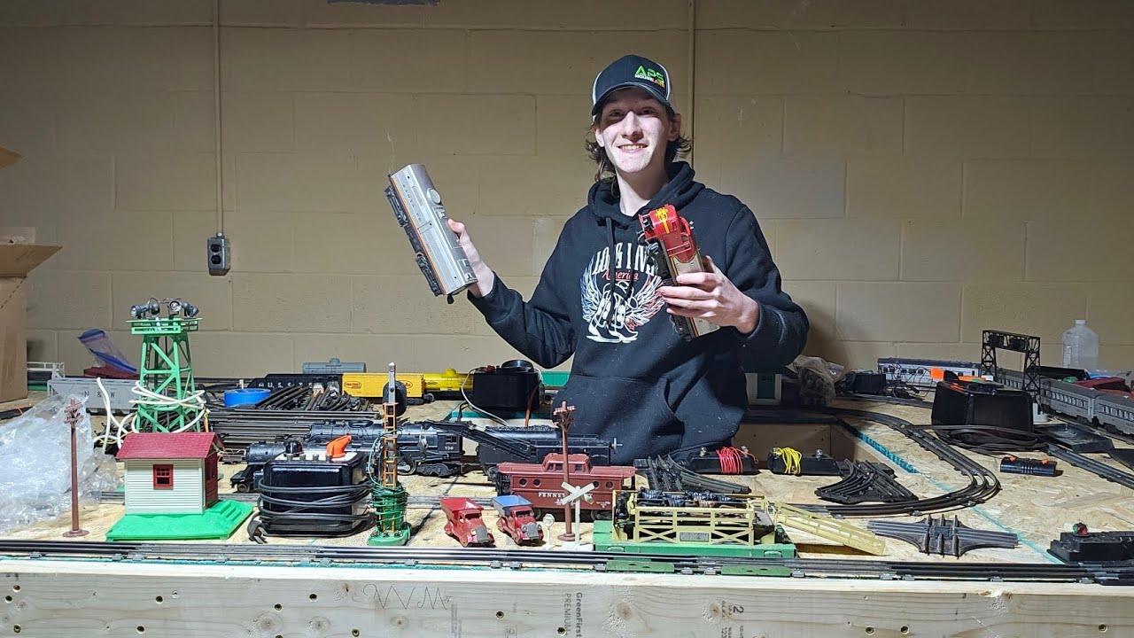 MASSIVE vintage O gauge train unboxing!!
