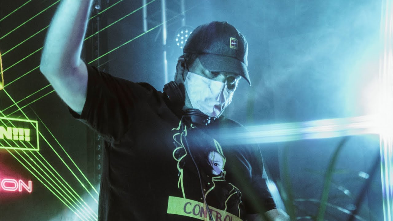 Walker & Royce - HARD Summer Staycation Virtual Rave-A-Thon