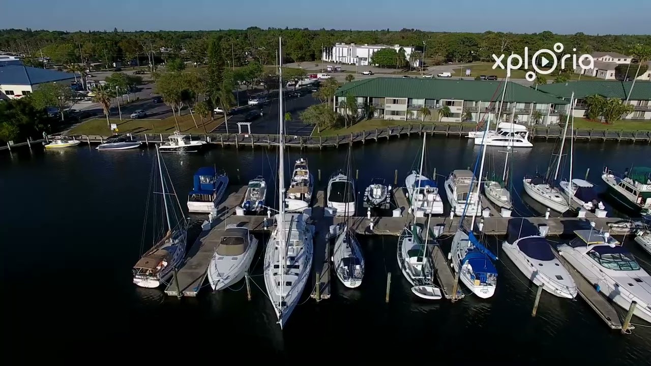 Sara Bay Marina, Florida, USA 2017.03 aerial video
