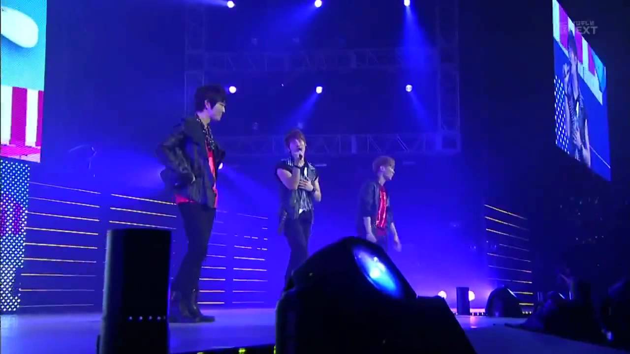 SHINee Stand By Me (Japanese ver.) Live @ Music Core Tokyo Legend