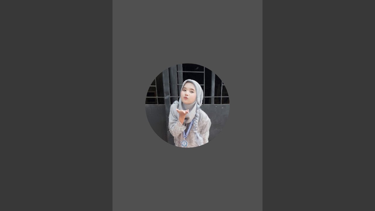 AlimahChannel sedang live sekarang!