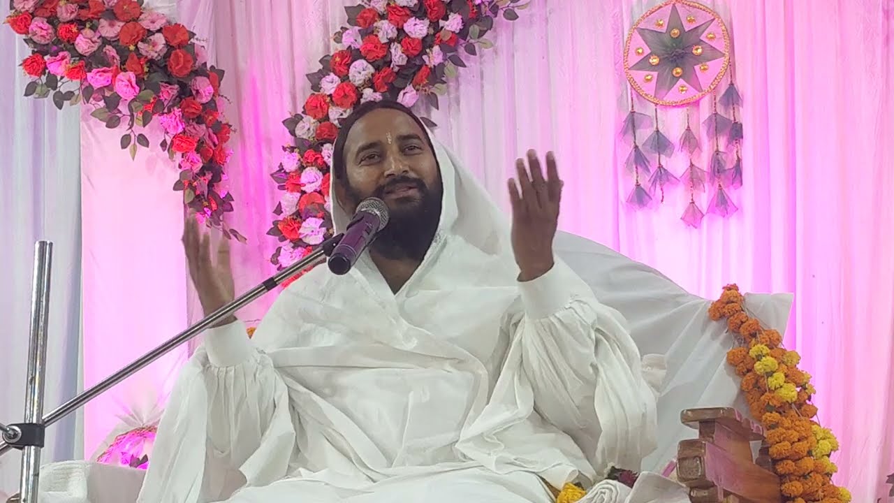 गुरु साहब ji प्रवचन करते हुए 🌹🙏🌹🙏 🌹 साहब बंदगी 