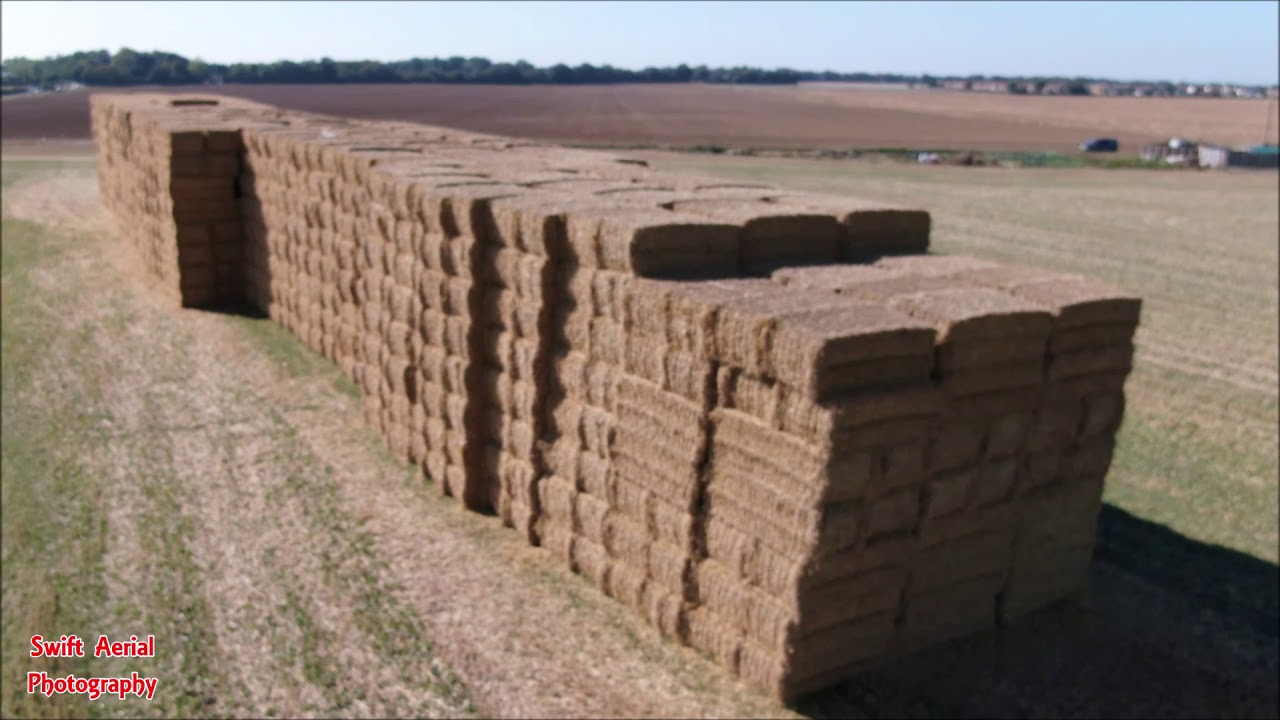 Bales of straw Garlinge