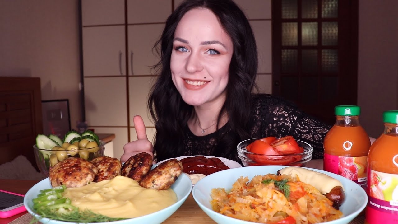 MUKBANG | Котлеты, пюре, тушеная капуста, купаты | Cutlets, mashed, cabbage, sausages не ASMR