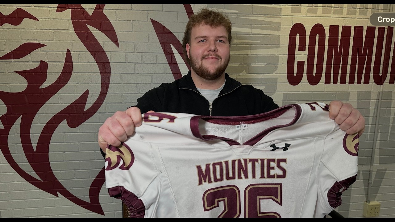 Guelph's Aiden Fobert signs with Mount Allison in AUS football