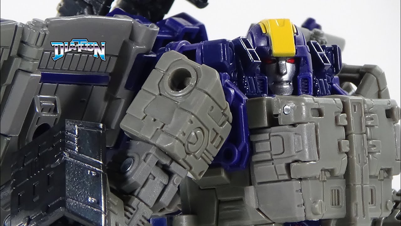 DIA-REVIEW WFC EARTHRISE ASTROTRAIN