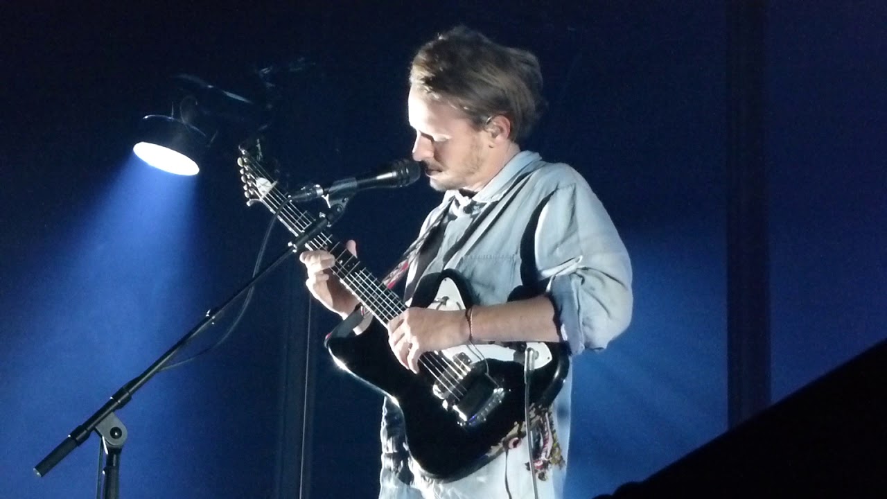 Ben Howard - Agatha's Song | Live AFAS Live Amsterdam 2018