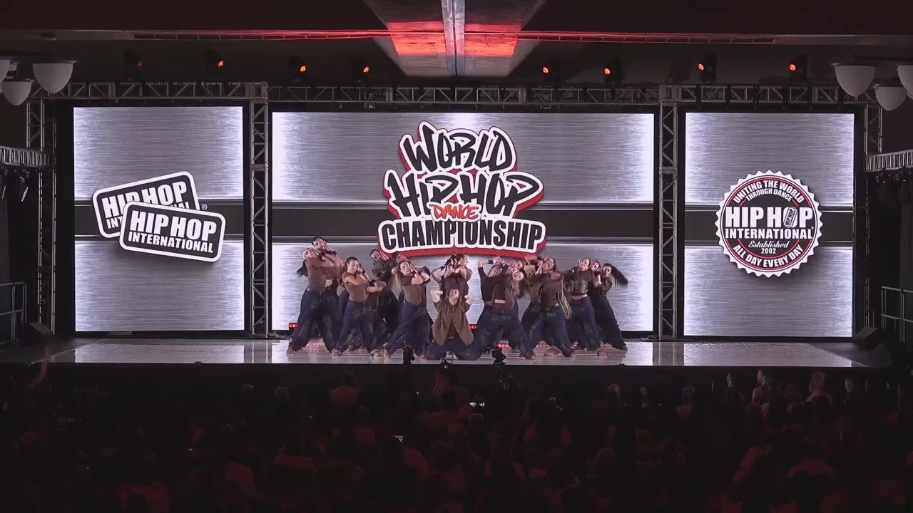 TAUPADAK MEGACREW (SPAIN HHI) 2025
