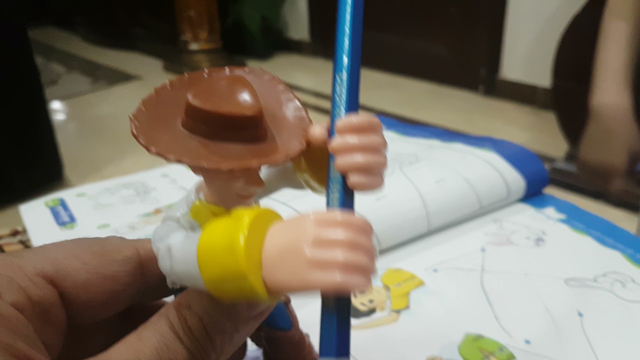 اودى وكريم بيلعب ويرسم بيه