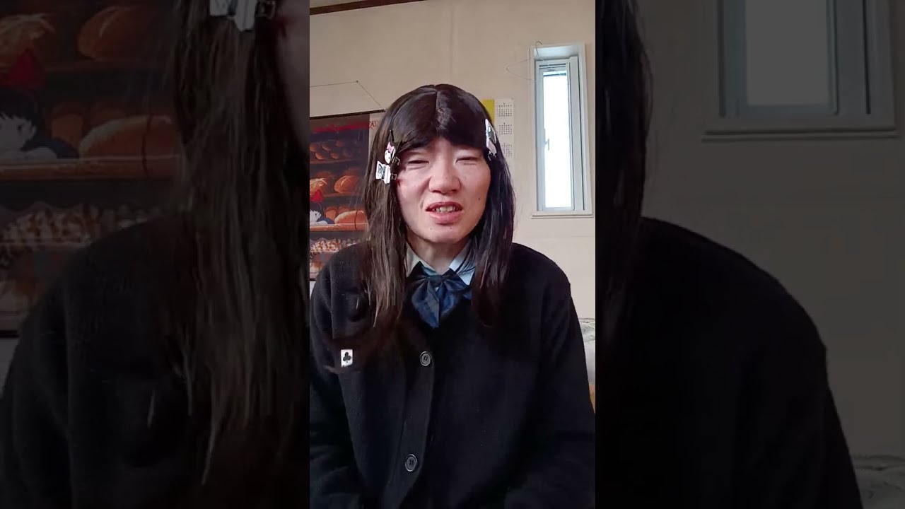 今日制服着て外にお出かけ前のライブ配信