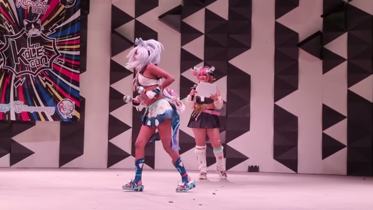 Concurso de Cosplay en la Kolecon nov 25