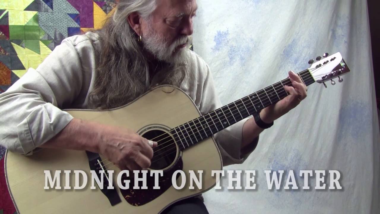 Froggy Bottom Guitars: Midnight On The Water - D14