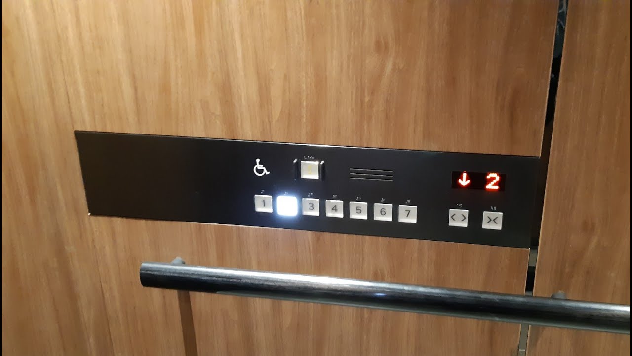 アミュプラザくまもとのエレベーター
