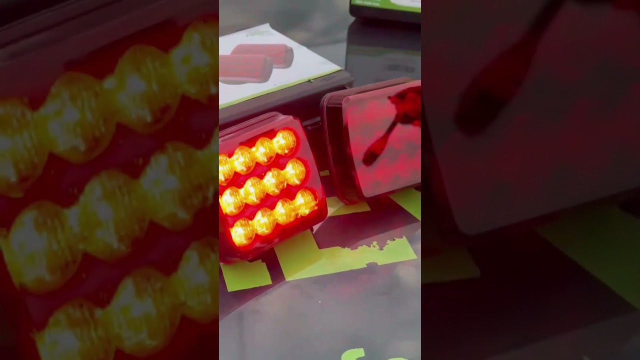 Rechargeable wireless flashing lights, LED strobe lights for trucks, trailer, emergency vehicles.