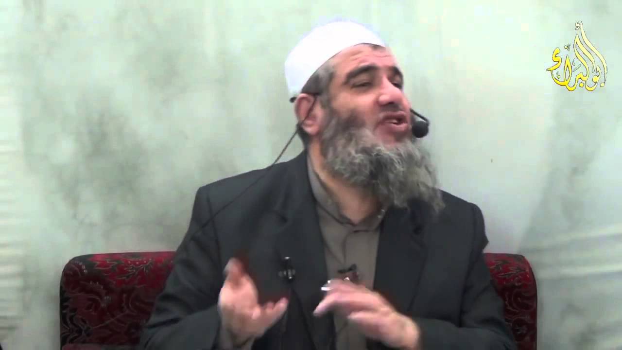 ماحكم الجمع بين الصلاتين في المصليات _ الشيخ مشهور بن حسن آل سلمان